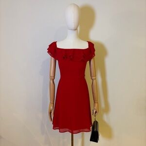💃🏽 NWT Lulus Red Ruffled Off-the-Shoulder Dress (Size L)